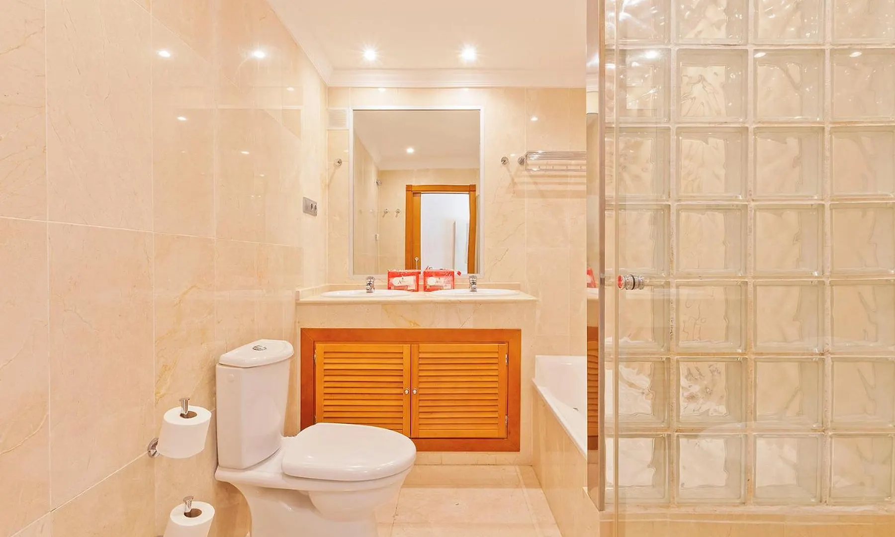 Alcam Aloha Deluxe 69 Apartment Marbella Spain