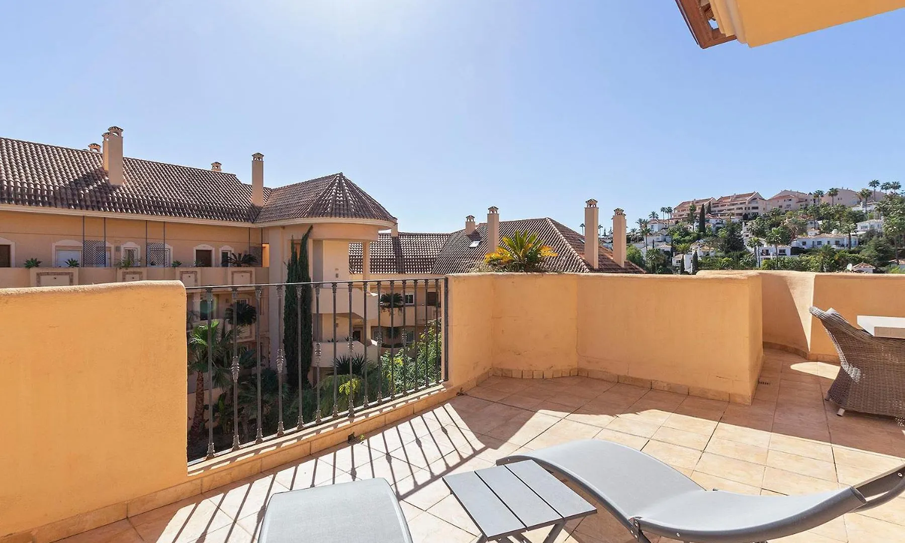 Alcam Aloha Deluxe 69 Apartment Marbella Spain