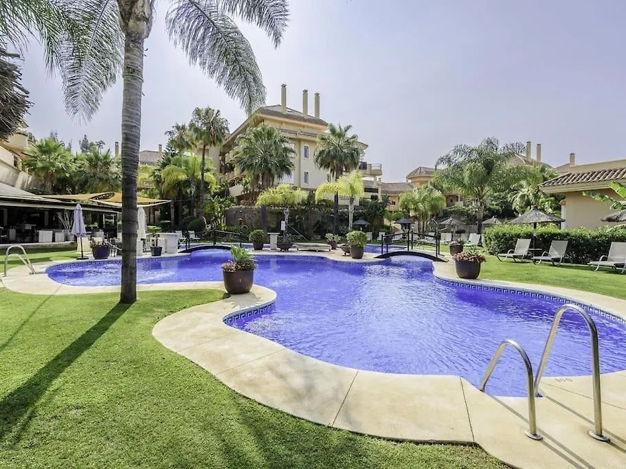 Alcam Aloha Deluxe 69 Apartment Marbella